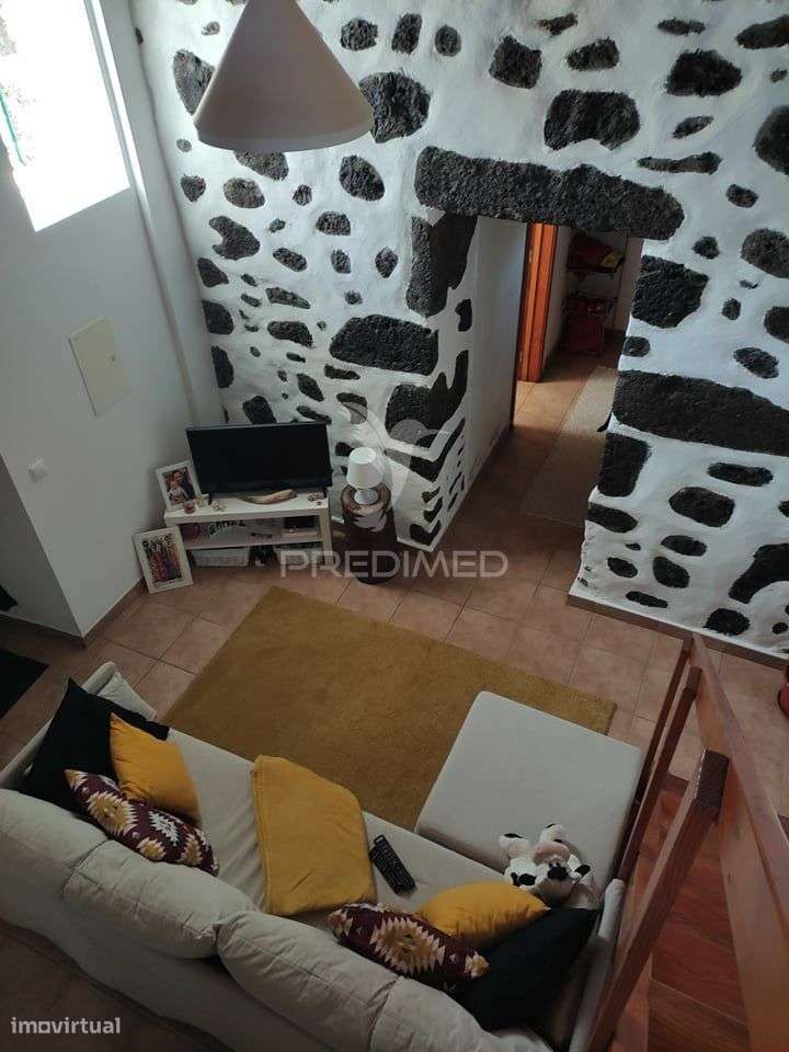 Moradia Estilo Rústico - Grande imagem: 2/17