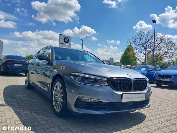 BMW Seria 5 530i xDrive - 24