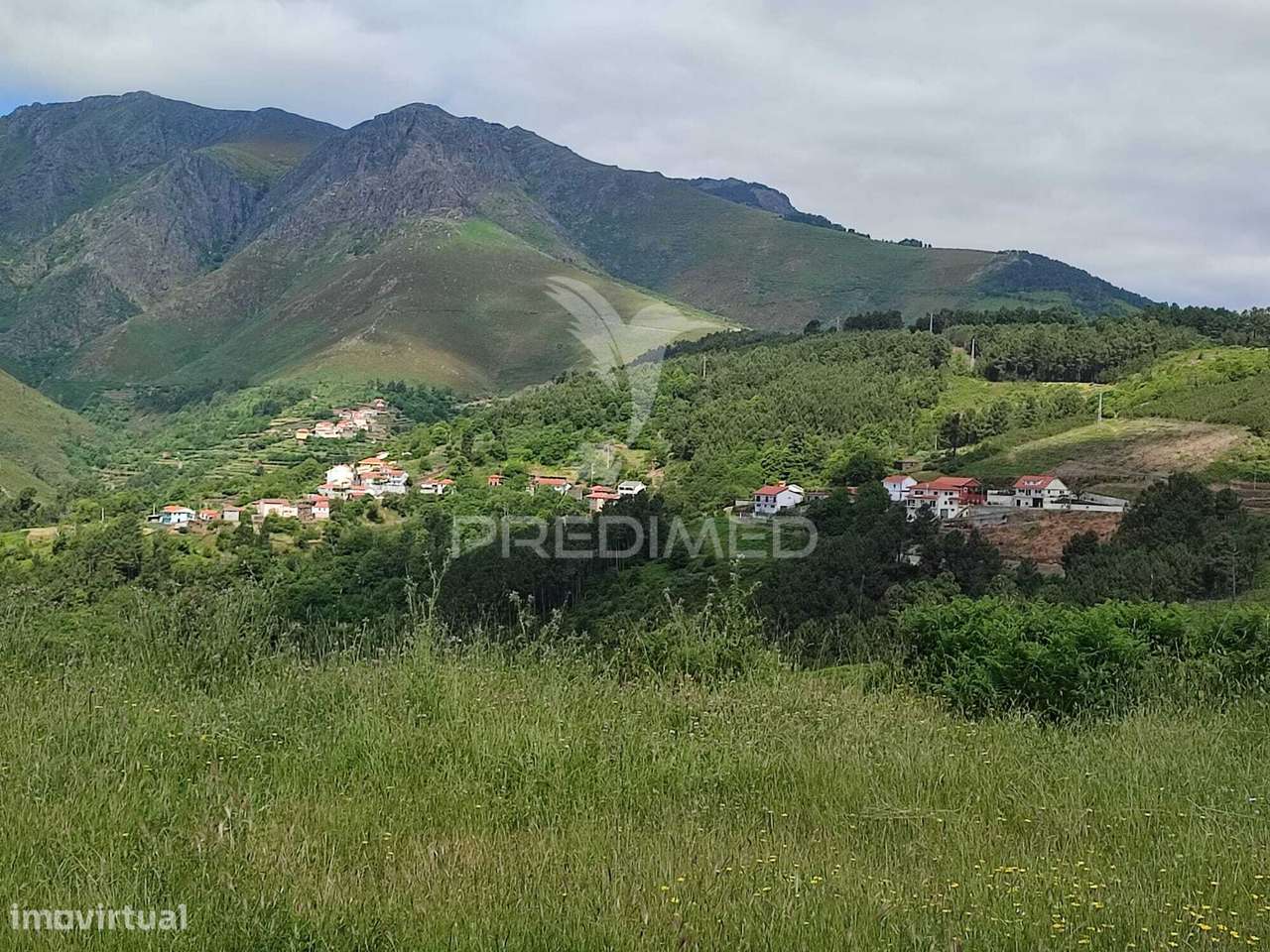 Venda de terreno com ruinas - Grande imagem: 4/29