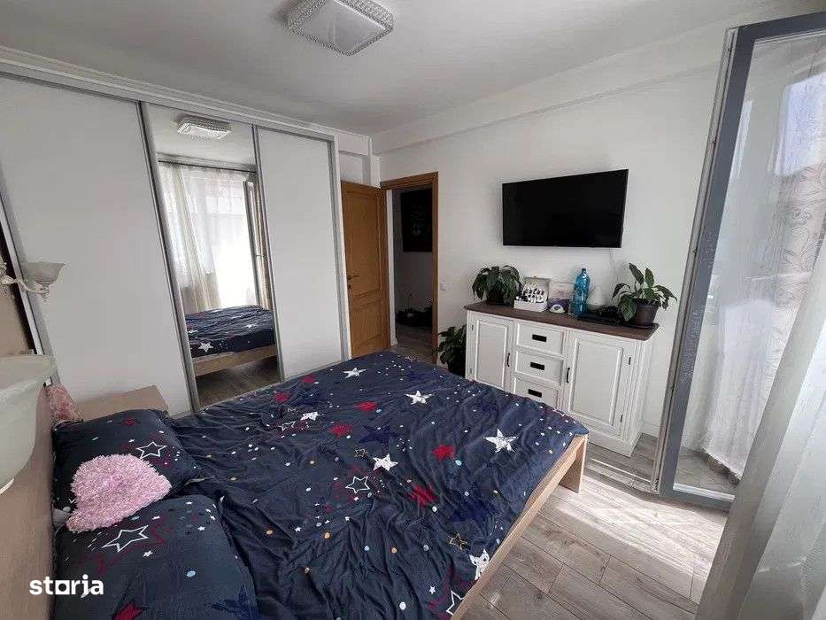 Casa zona Porii, Floresti , 2 locuri de parcare, zona linistita - Imagine principală: 4/8