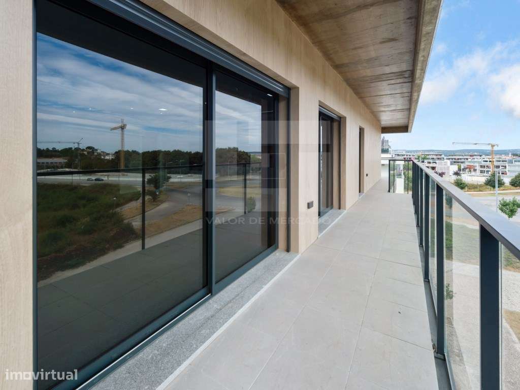 T4 DE LUXO - NOVO - MODERNO - SÓBRIO - Viseu - BEM LOCALIZADO - ACA...-24