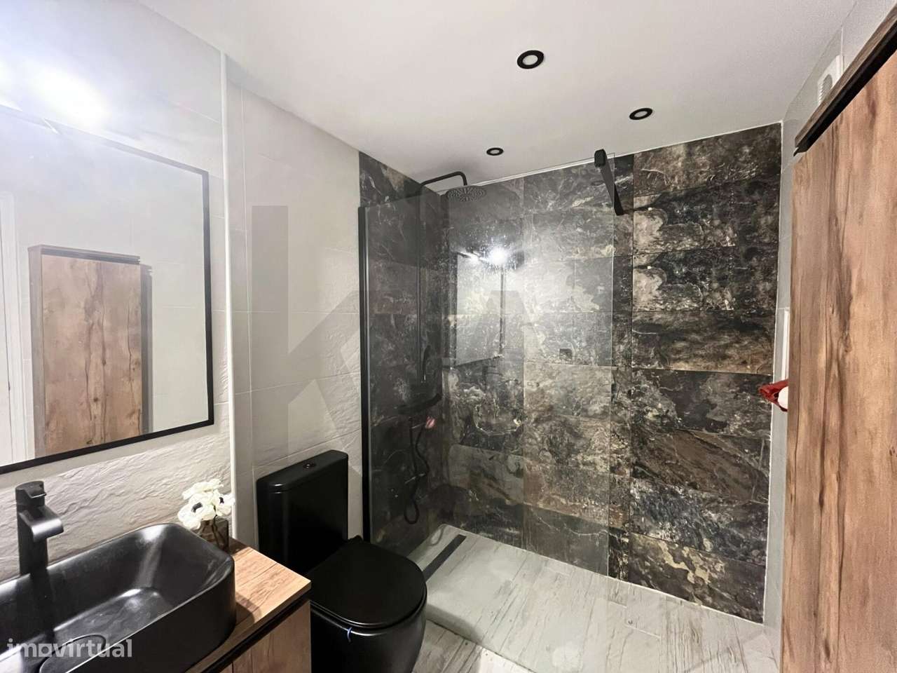 Viva Rodeado de Verde, Conforto e Luz Natural – T3 Remodelado com arre-25