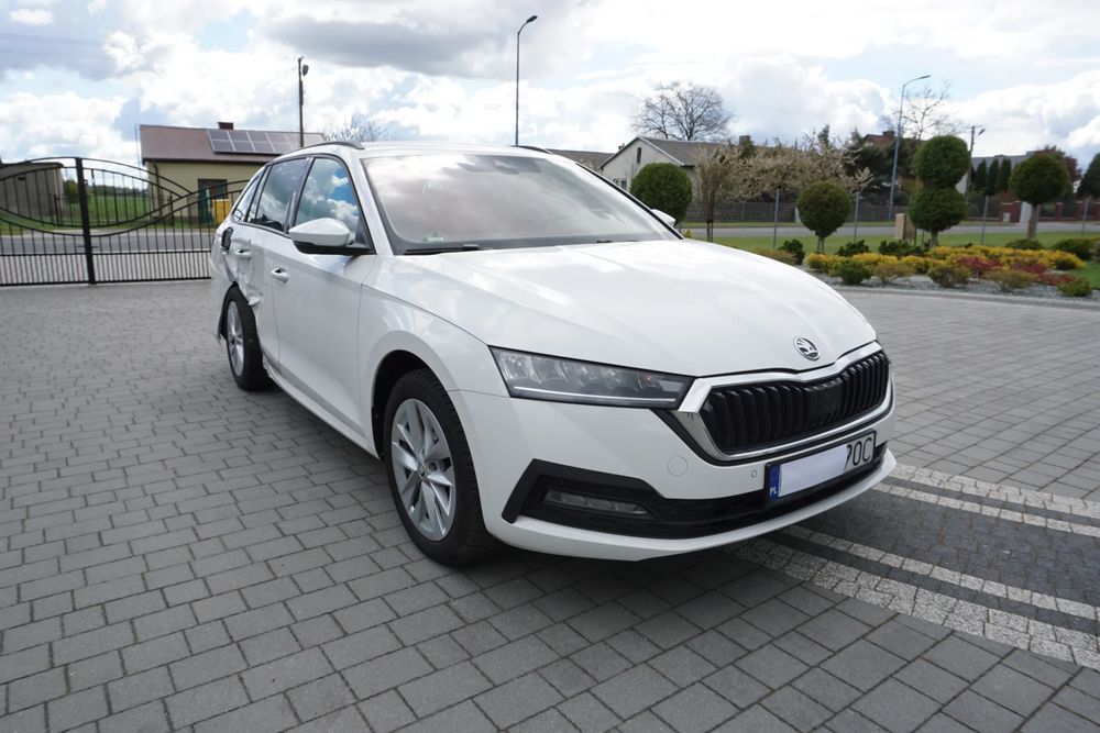 Skoda Octavia IV 1.5 TSI e-Tec Ambition DSG 2023