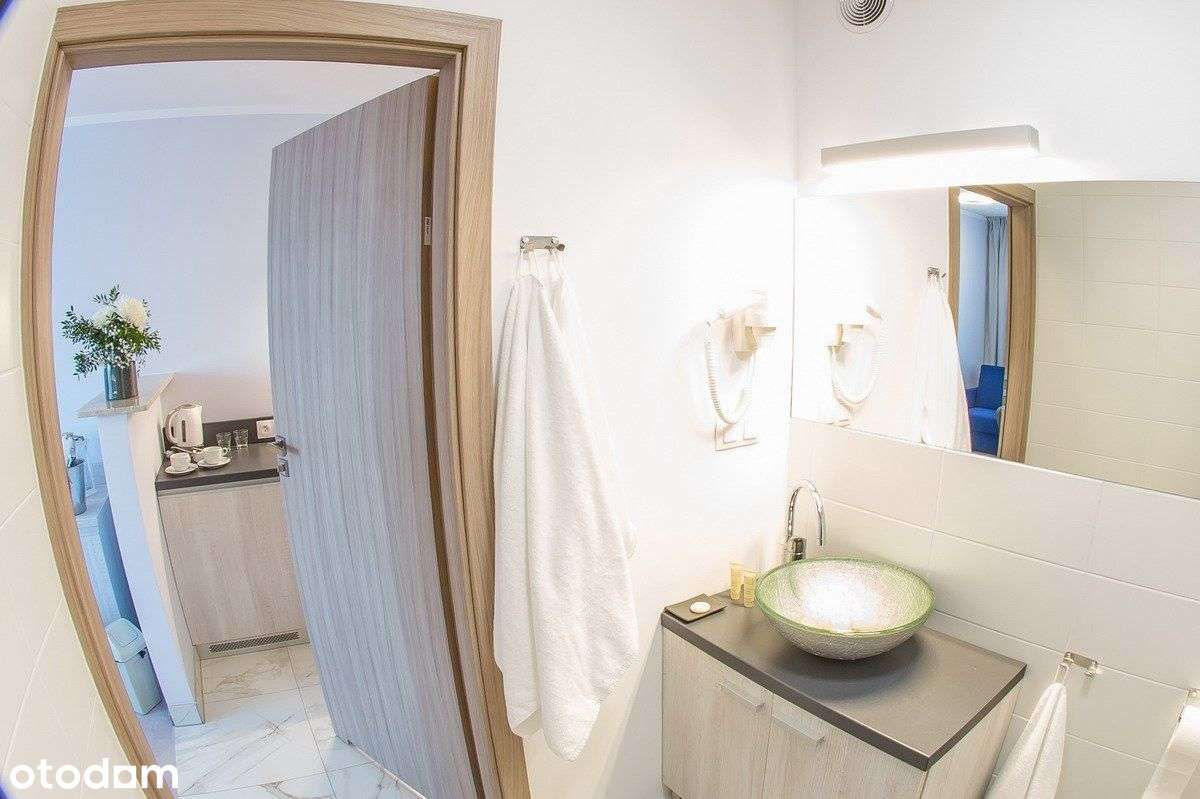 Mały apartament inwestycyjny 60m od morza-4