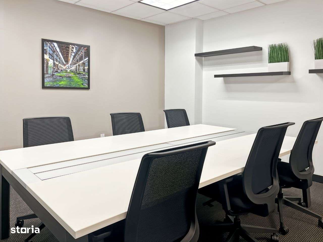 Alege spațiu de birou privat pentru 5 persoane în Regus Office Central - Imagine principală: 5/8