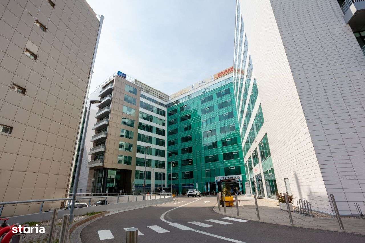 Abonamente flexibile de co-working în Regus Floreasca Plaza - Imagine principală: 2/9