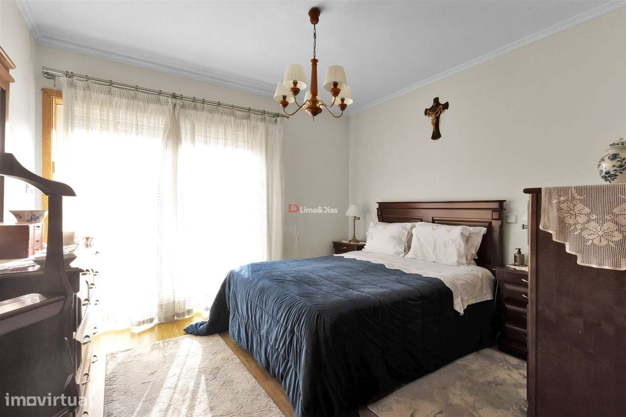 T-3 Duplex em Paredes-3