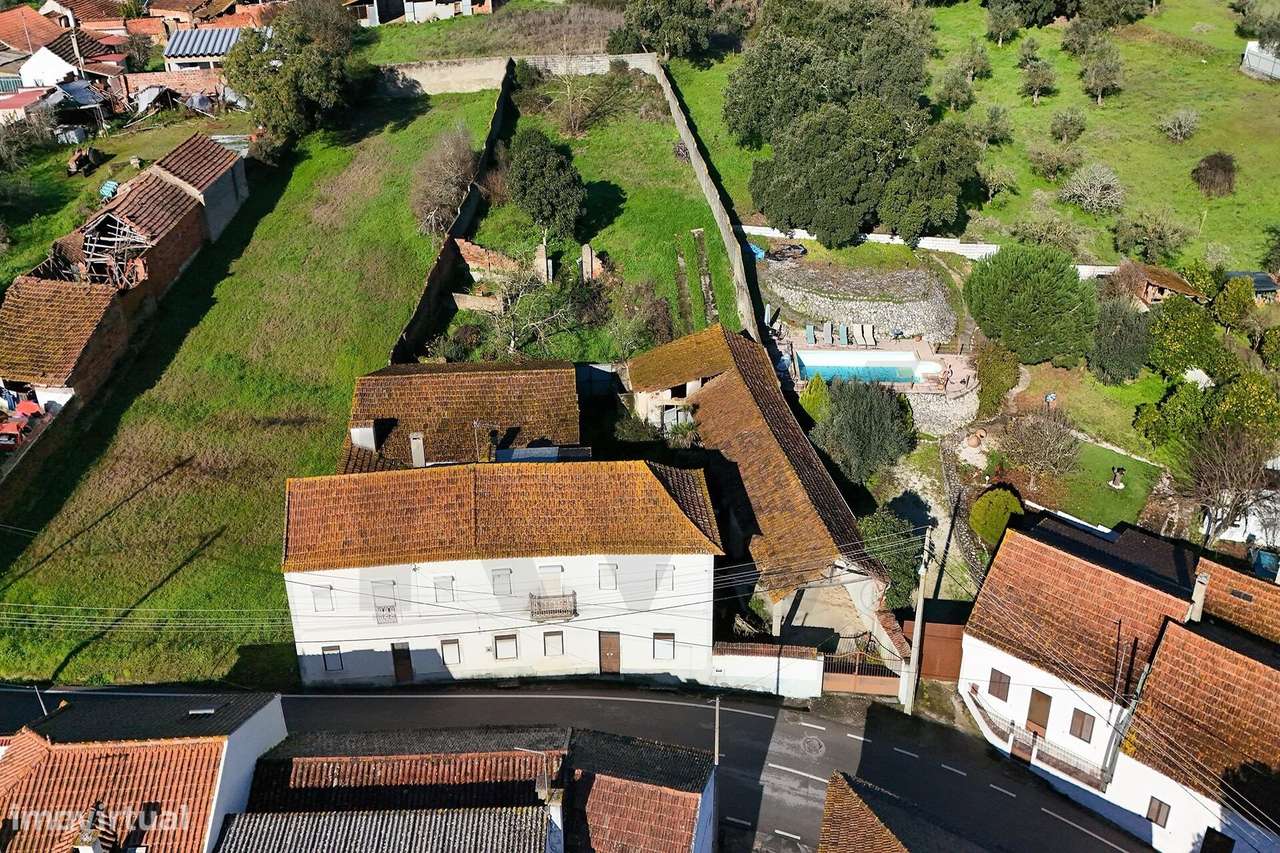 Moradia T10 com Terreno (ÁREA TOTAL 1143m2)  – Arneiro das Milhariças-34