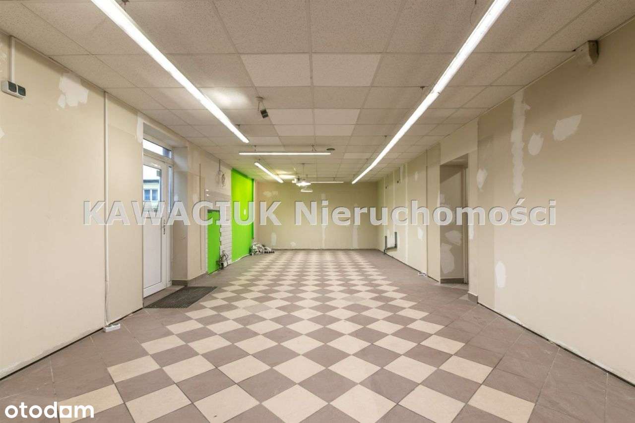 Dom wolnostojący zaadoptowany na cele usługowe-4