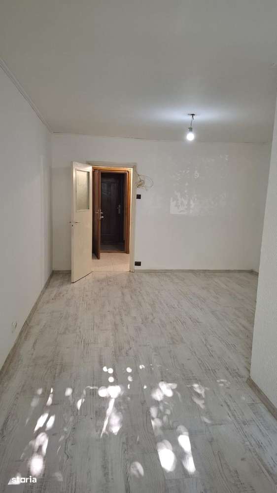 Vand garsoniera Marasti - Imagine principală: 4/8