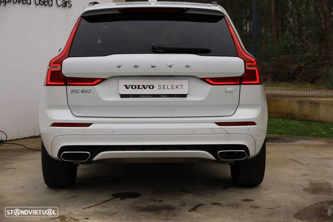 Volvo XC 60 2.0 T6 PHEV R-Design AWD - 3