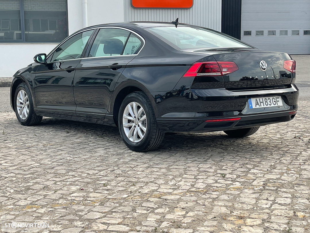 VW Passat 1.6 TDI Business DSG - 3