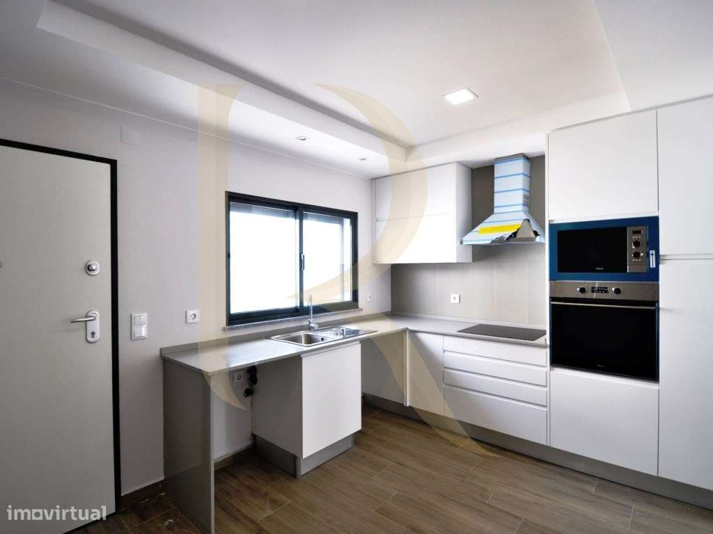 Moradia isolada térrea T4 nova com garagem e piscina na Quinta da M... - Grande imagem: 5/15