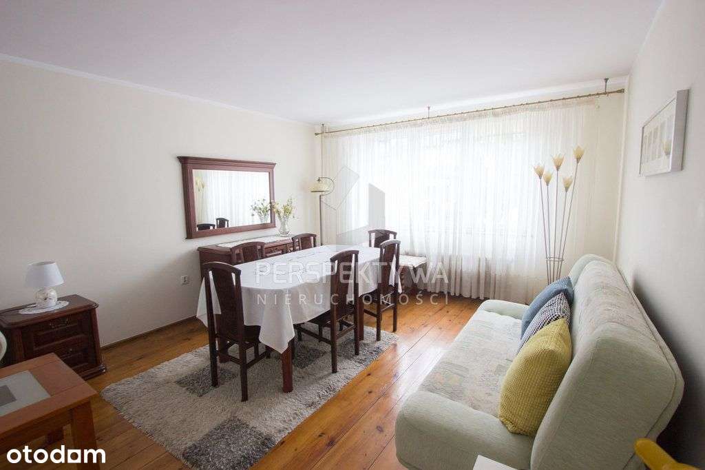 Dom W Zabudowie Szeregowej. Os. Zastalowskie-3