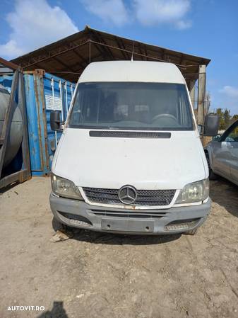 Dezmembrari  Mercedes-Benz SPRINTER (W903)  1995  > 2006 413 CDI Moto - 6