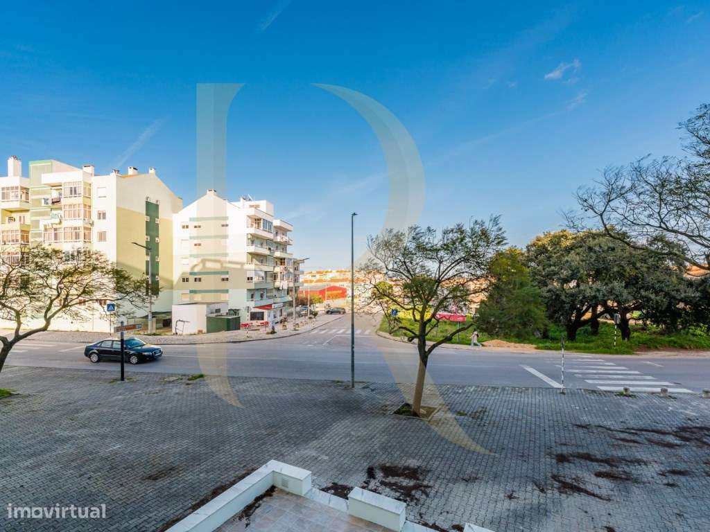 Apartamento T2 com elevador e arrecadação na Quinta da Fidalga - Se... - Grande imagem: 4/32