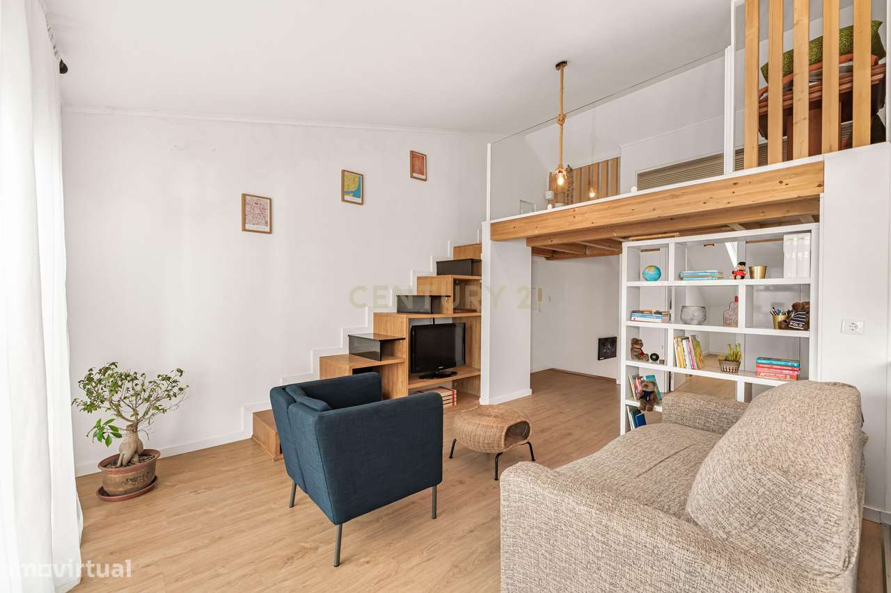 Loft urbano totalmente remodelado com mezzanino e terraço privativo — - Grande imagem: 5/23