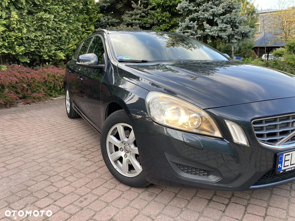 Volvo V60 DRIVe - 39