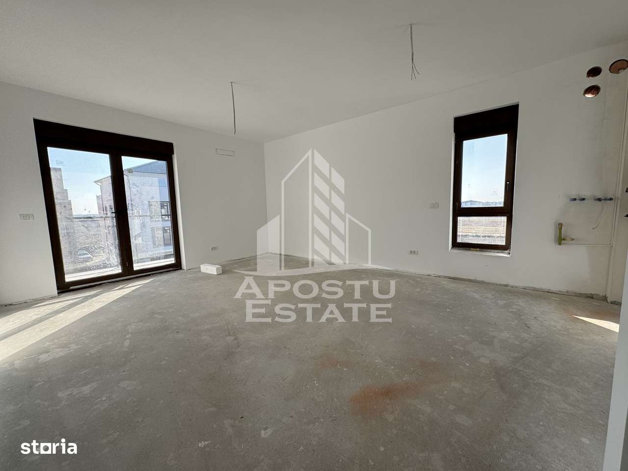 Apartament cu 2 camere incalzire in pardoseala, etajul 1 Bryatim. - Imagine principală: 1/11