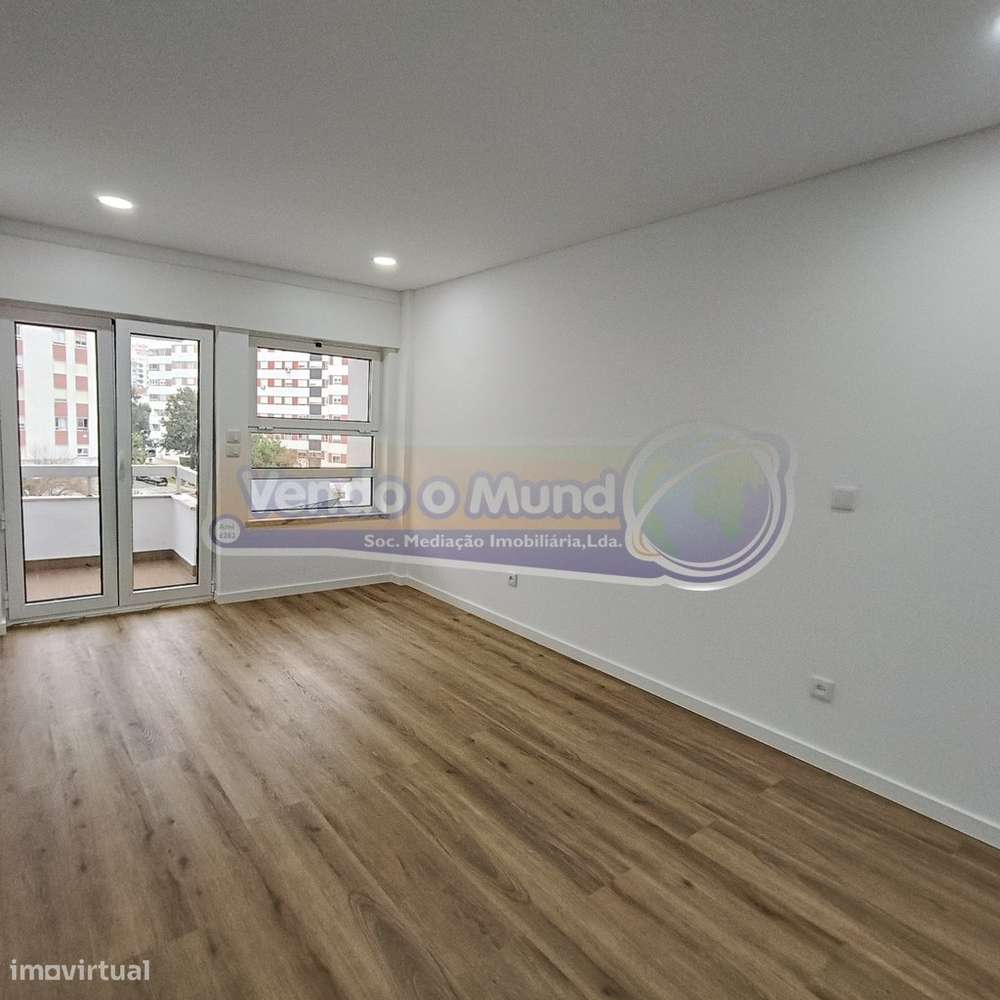 Apartamento T3 na Póvoa de Santa Iria (PSI028)-19