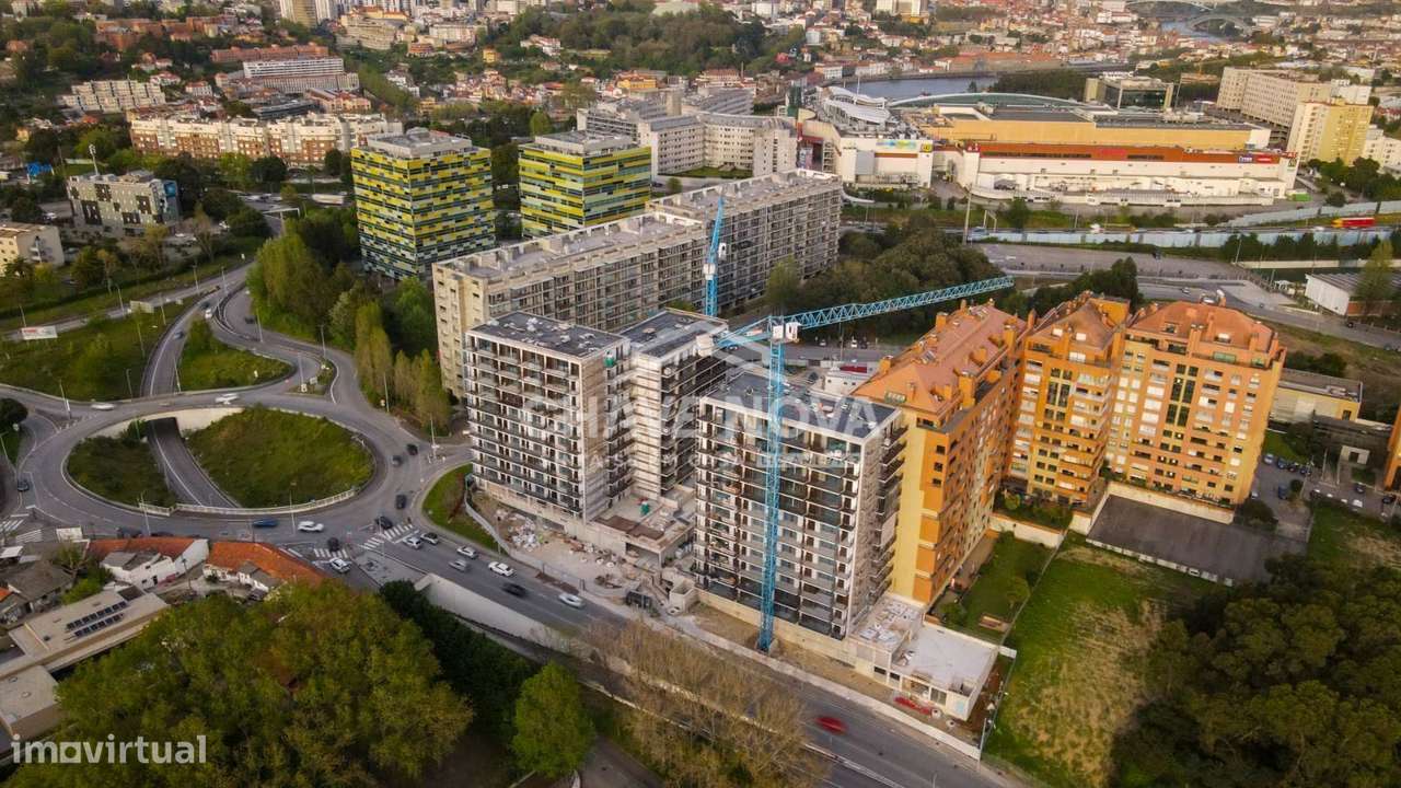 T3 C/ 2 Lugares de Garagem e Arrumos em Santa Marinha - Grande imagem: 4/21