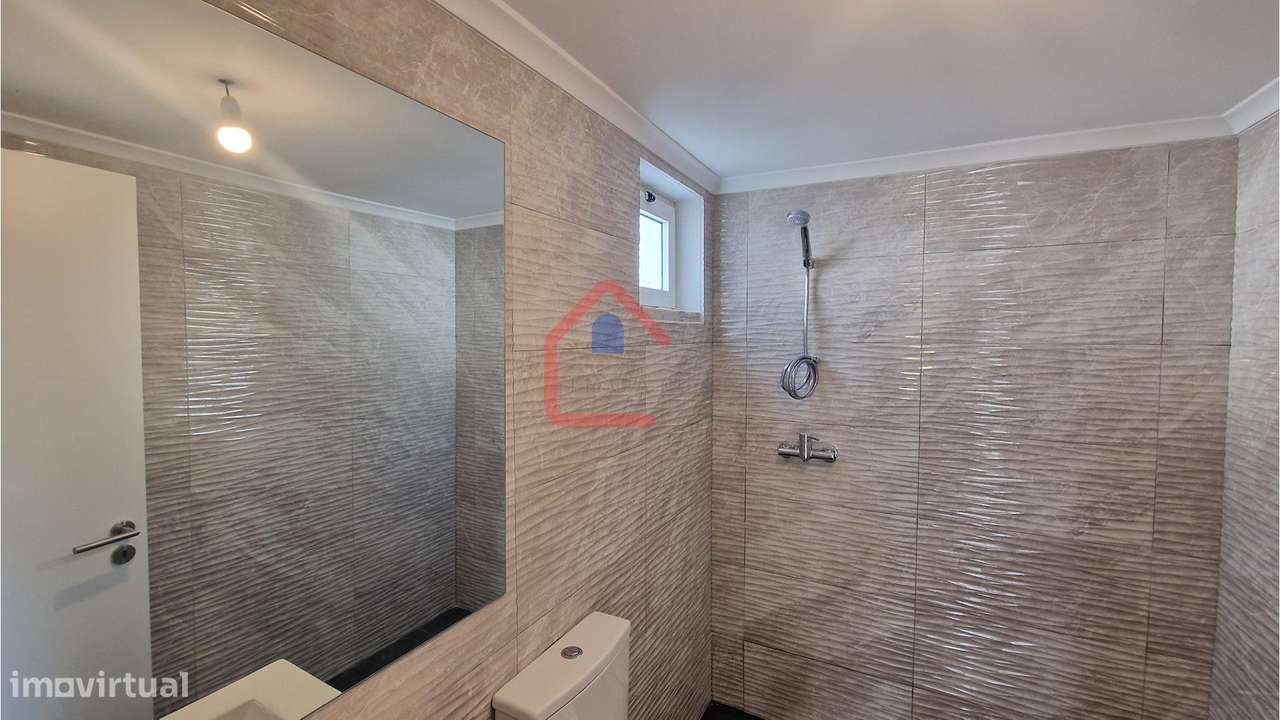 Moradia Isolada T3 em Sesimbra-7