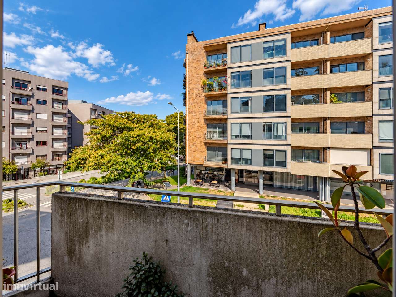 Apartamento T2 + 1 para venda na Rua Santo Adrião, Braga-27