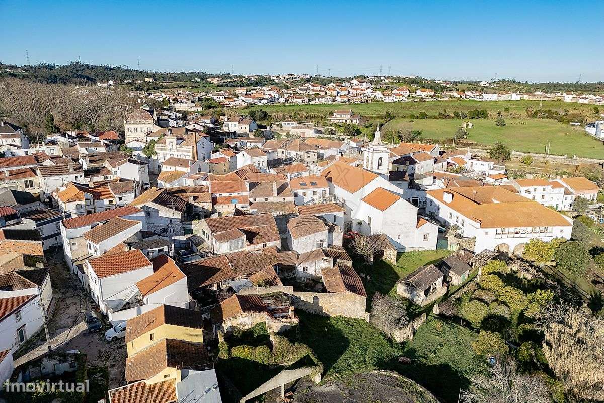 Moradia T1 para venda - Grande imagem: 1/18