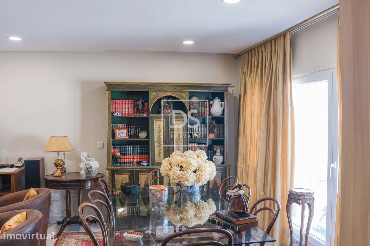 Moradia Moderna  T3 em Condomínio  - Próxima da Praia de Santa Cruz-4