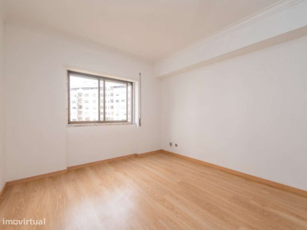 Apartamento T4 Venda em Massamá e Monte Abraão,Sintra-25