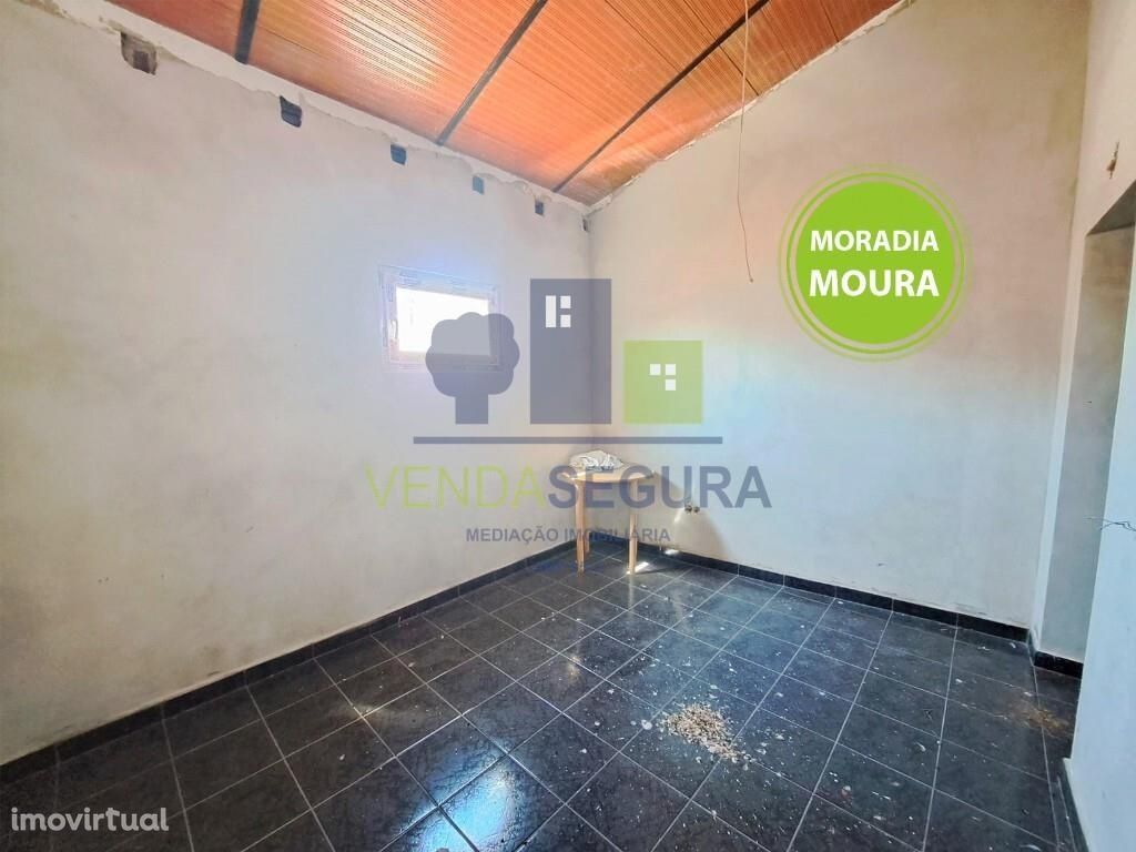 Moradia T2 com Terraço | Centro da Cidade | Moura