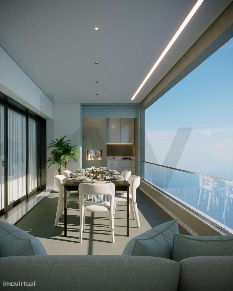 T2 espaçoso com 184,32m2 de área bruta com piscina no terraço, na Bemp-8