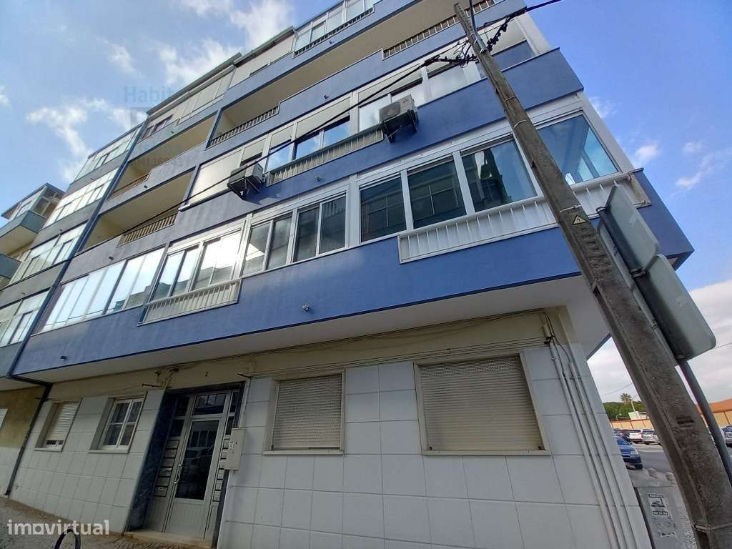 T4 Remodelado no Laranjeiro: Modernidade e Centralidade-12
