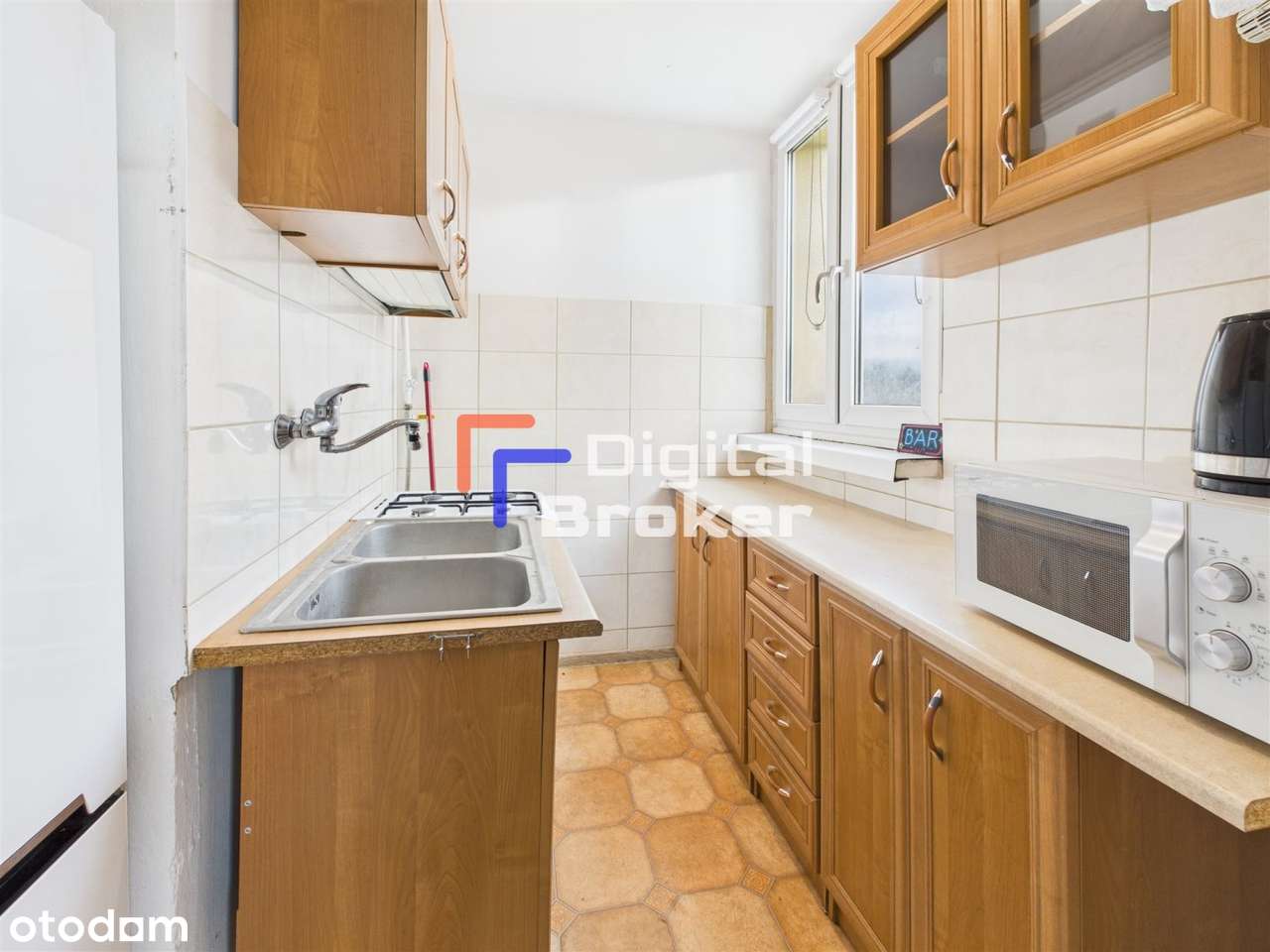 Kawalerka/28 m²/Dąbrowa/Blisko komunikacji i park - Pełny obrazek: 3/13