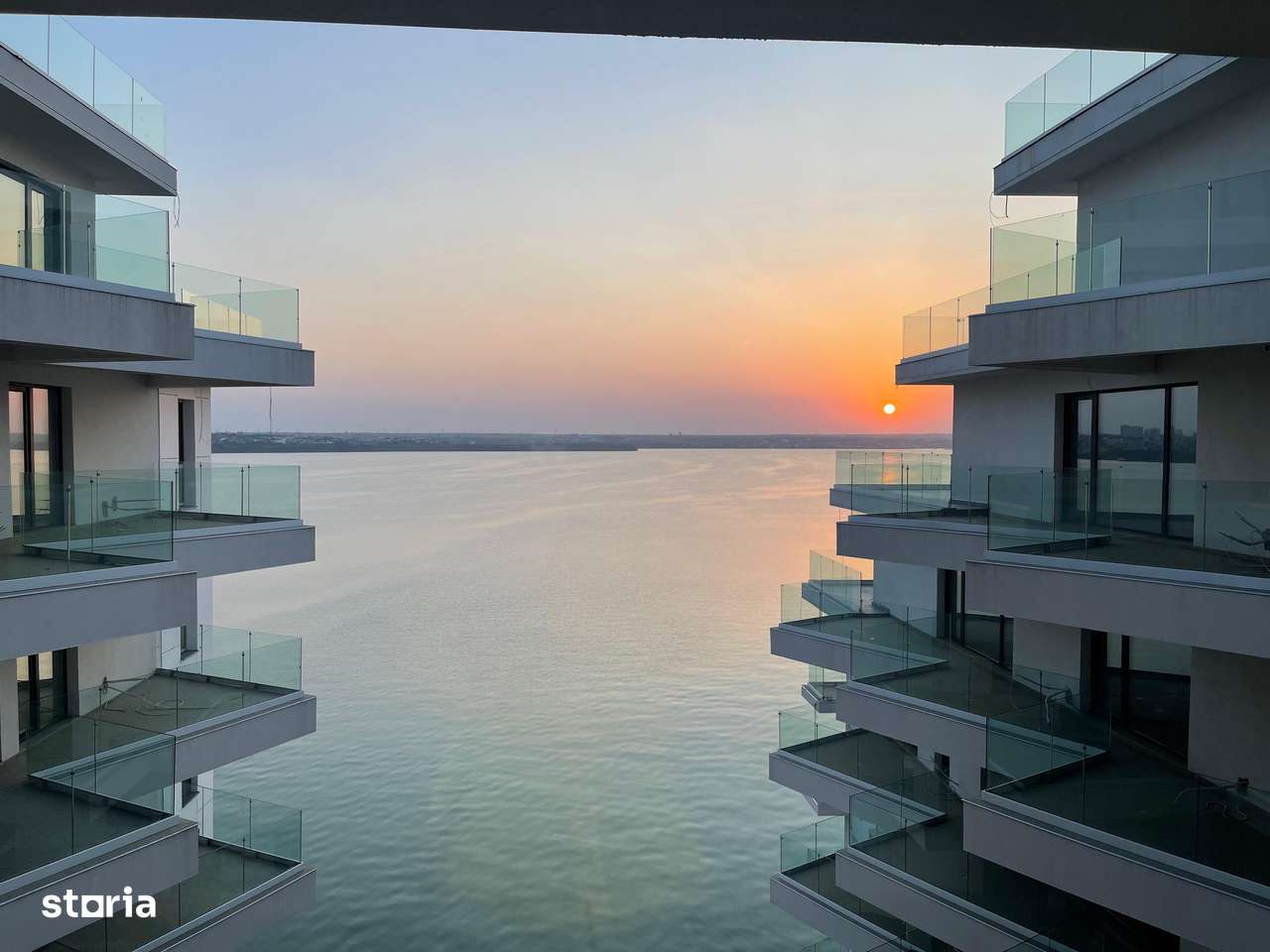 Studio Mamaia-Marina blu cu vedere la lac - Imagine principală: 2/14