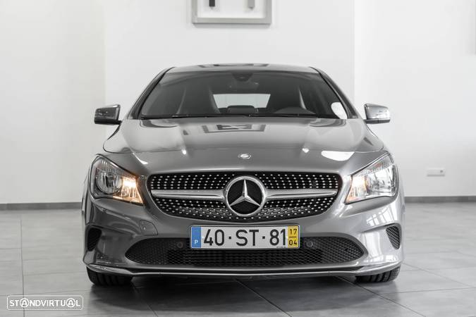 Mercedes-Benz CLA 180 d Shooting Brake Urban - 3