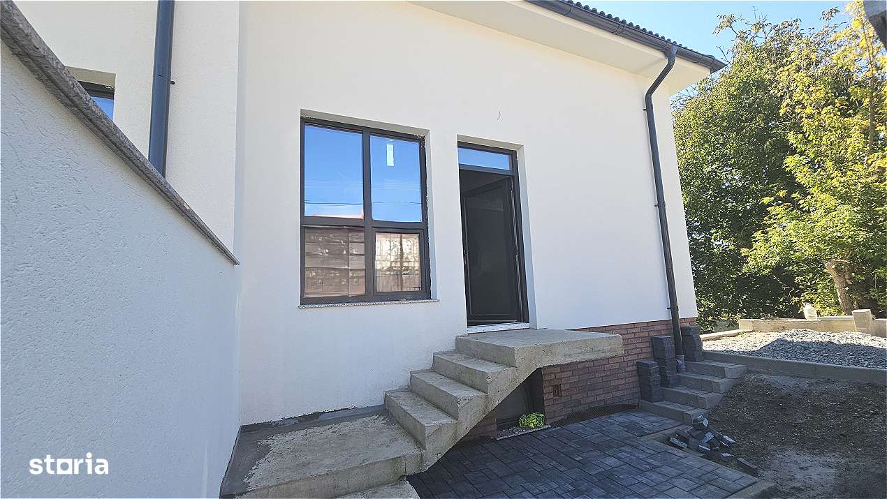 Casa cuplata, 168 mp utili, teren 200 mp – Dambul-Rotund-0