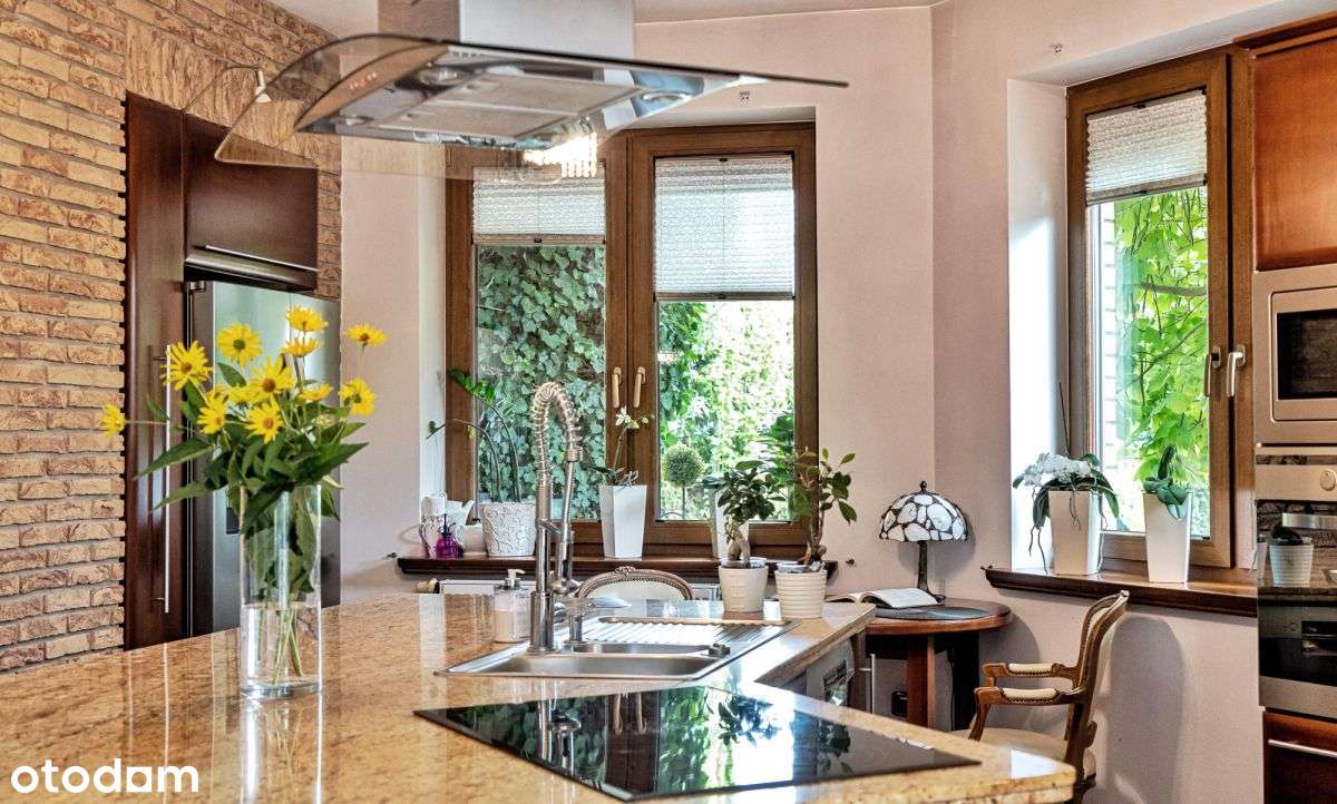 Klimatyczny, przestronny dom z pięknym ogrodem. - Pełny obrazek: 2/20