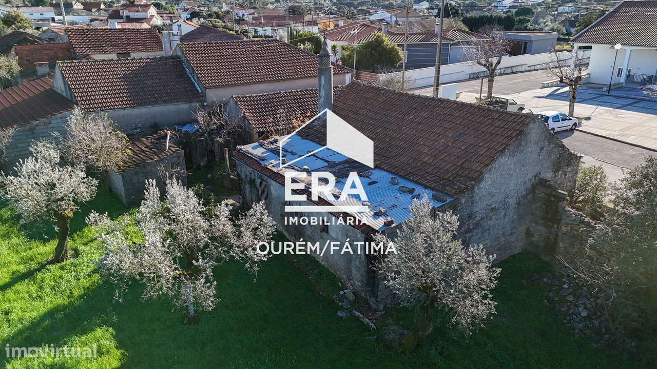 Moradia T3 para reconstrução no Bairro, Ourém-33