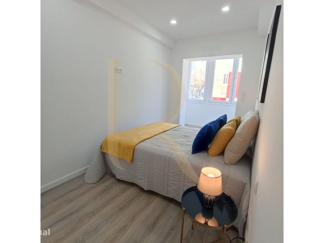 Apartamento T3 em remodelação total em Penha de França - Lisboa-11