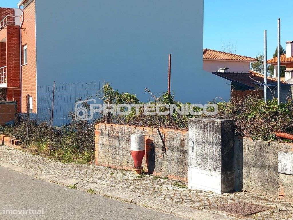 Lote de terreno c/ 130 m2 - Aradas - Grande imagem: 3/5