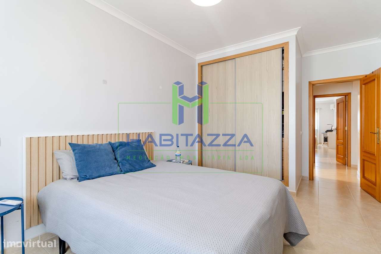 Apartamento T3 Topfloor para venda, em Lagos-15