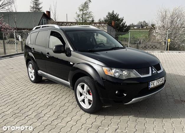 Mitsubishi Outlander 2.0 Comfort 4WD - 1