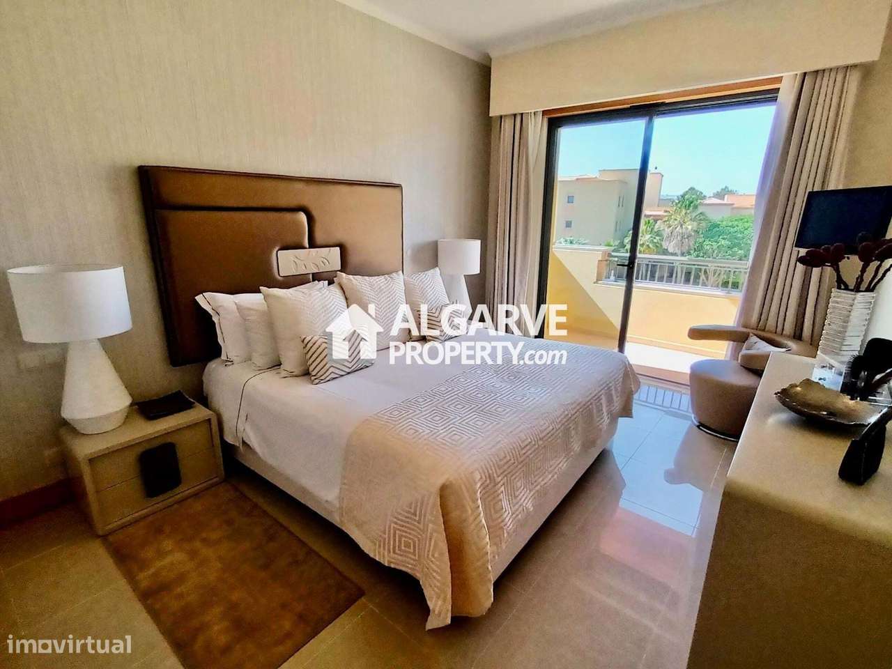 Apartamento de Luxo T2 junto ao Campo de Golfe Victoria em Vilamoura,-12