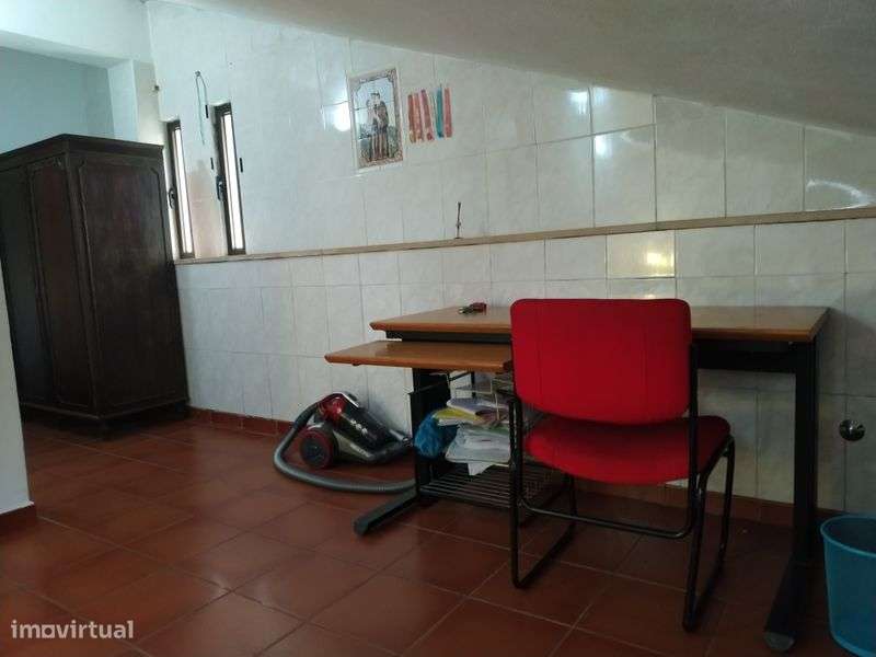 Apartamento T3 a 2 minutos do polo I da UBI - Grande imagem: 5/12