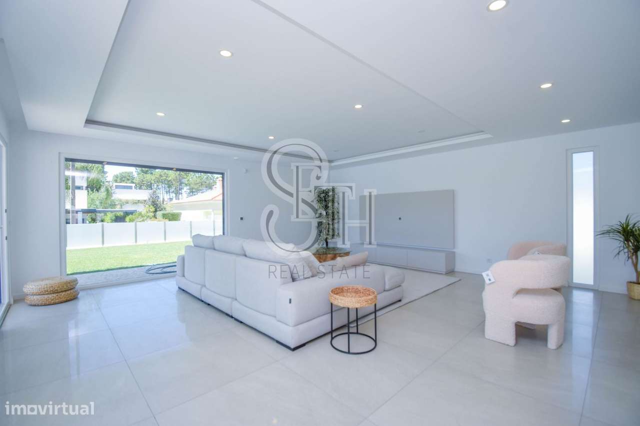 MORADIA V5 ISOLADA VERDIZELA-13