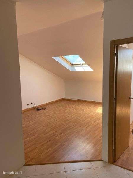 T1 em Sao Domingos Rana - Grande imagem: 4/8