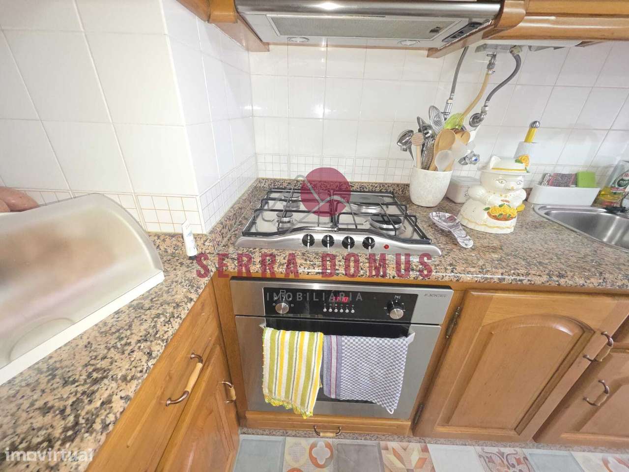 Apartamento T3 com 2 Casas de Banho na Lagoa em Faro-17