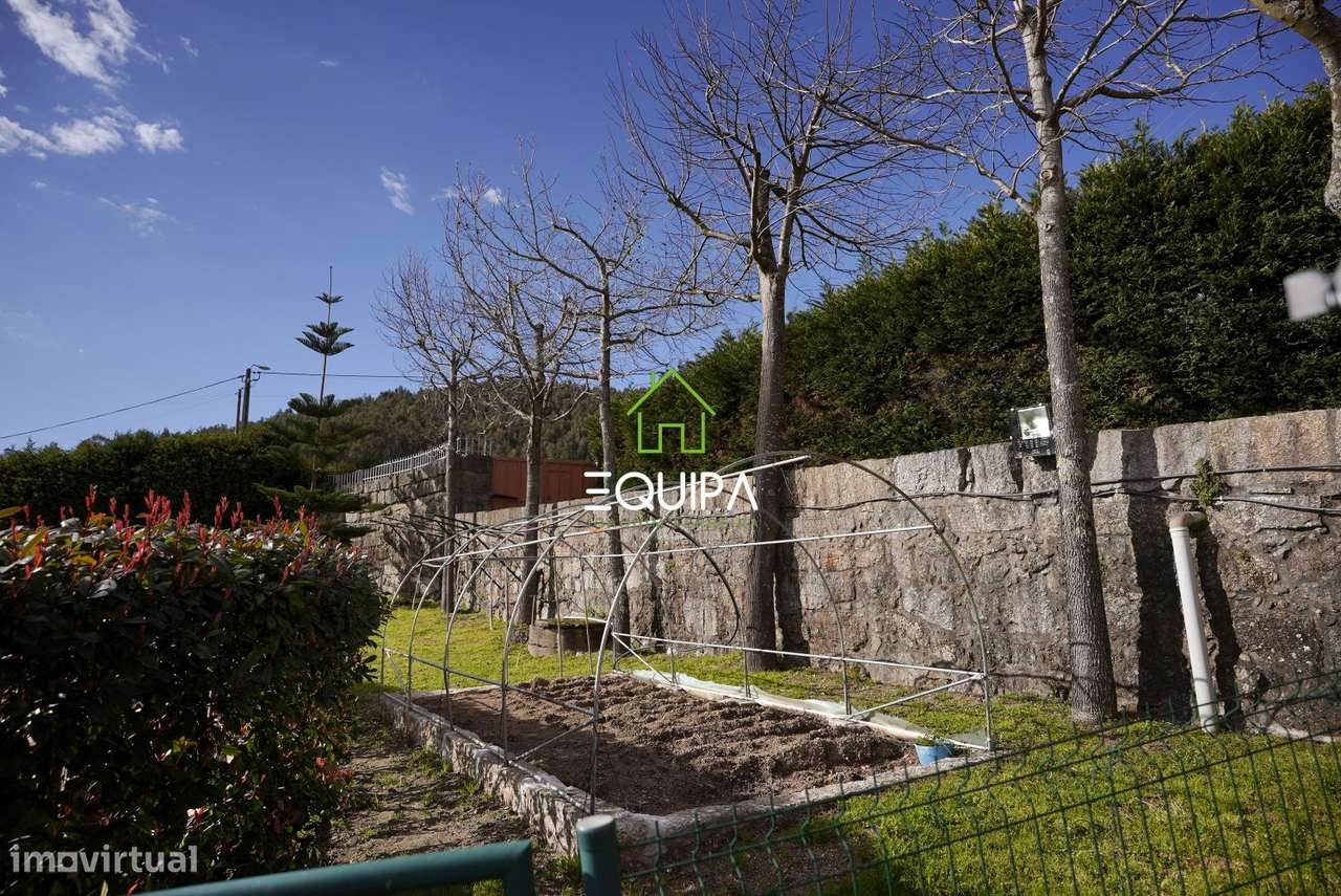 QUINTA COM 5 QUARTOS , + 7000 M2 DE TERRENO+ PISCINA-19