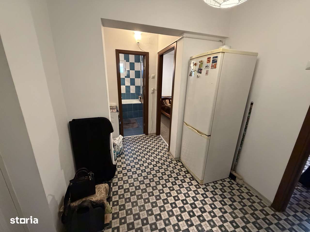 Vanzare apartament 2 camere MOBILAT UTILAT zona AFI-10